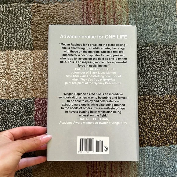 Book - One Life - Picture 5 of 5